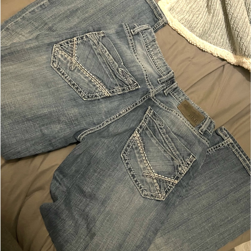 Men’s Buckle Jeans